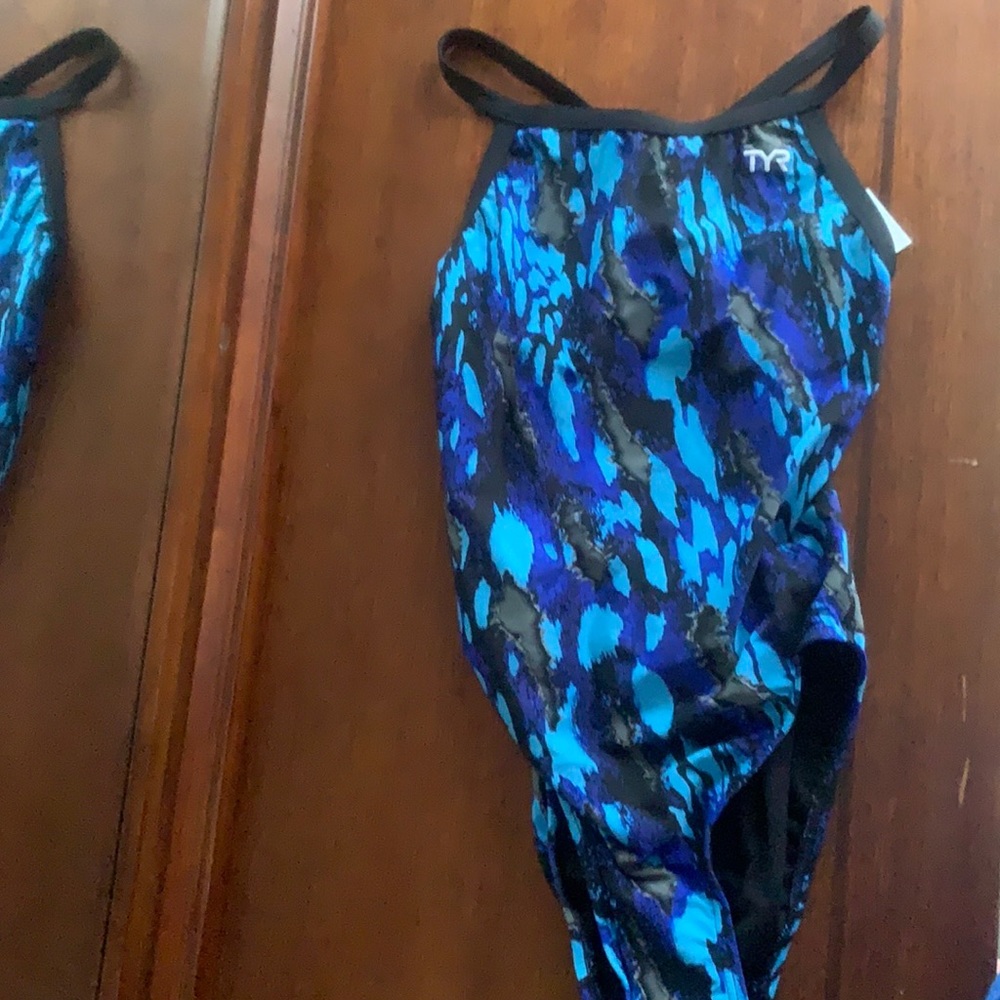 Brand new TYR swim suit NWT size 30